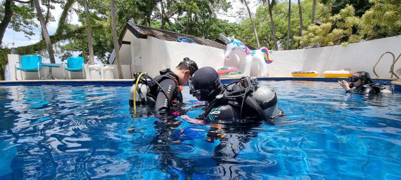 Aquaventure Reef Club Hotel Mabini  Ngoại thất bức ảnh